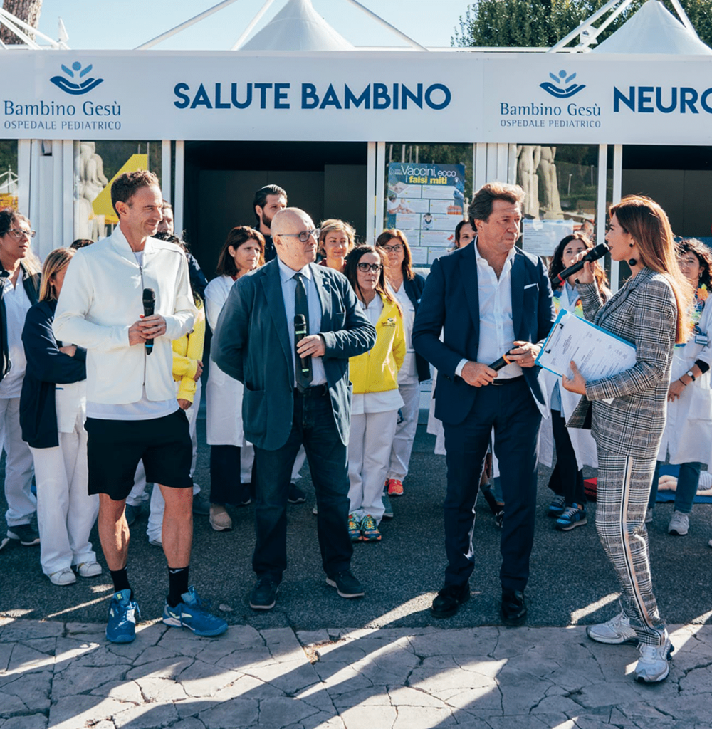 Giorgio Meneschincheri e Veronica Maya ai padiglioni medici _ Tennis&Friends